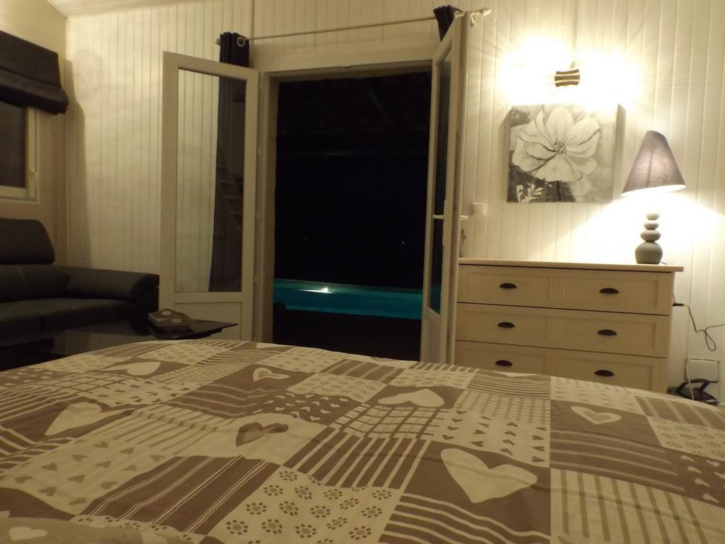 Gite Les Bois 1 Gignac  Room photo