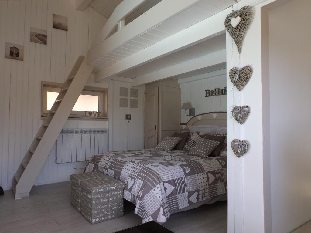 Gite Les Bois 1 Gignac  Room photo